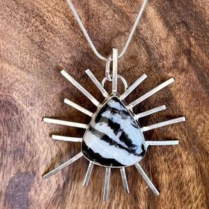 925 Sterling Silver White buffalo Turquoise Necklace Womens Gemstone Jewelry